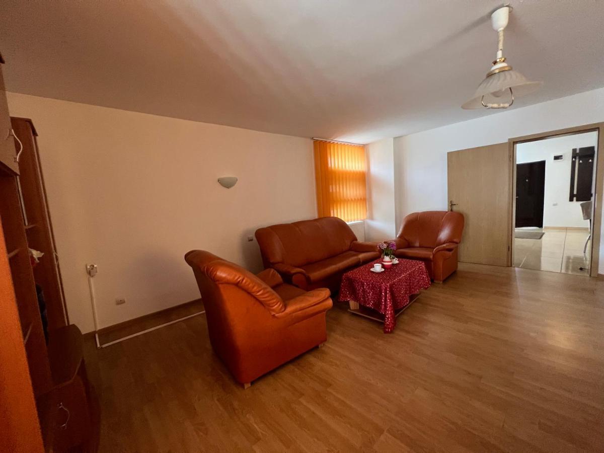 Вілла Casa Lv Sura Mica Екстер'єр фото