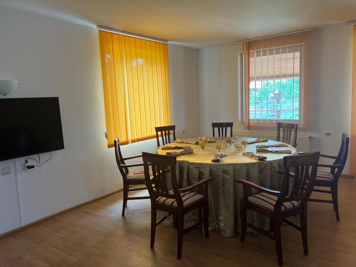Вілла Casa Lv Sura Mica Екстер'єр фото